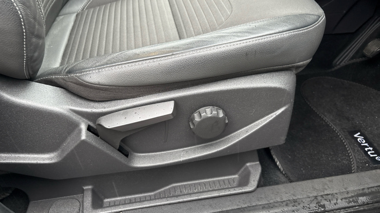 Ford Kuga 1.5 EcoBoost Titanium 5dr 2WD Petrol Estate